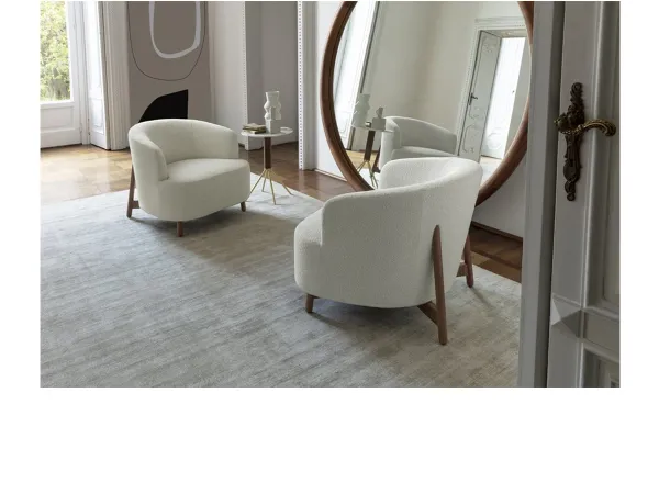 Die Copine Wood Sessel im Wohnzimmer