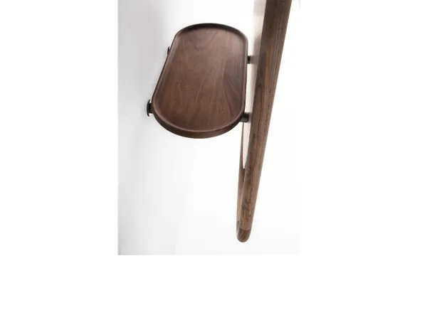 Das Münzfach auf der Rückseite des Backstage Mirror