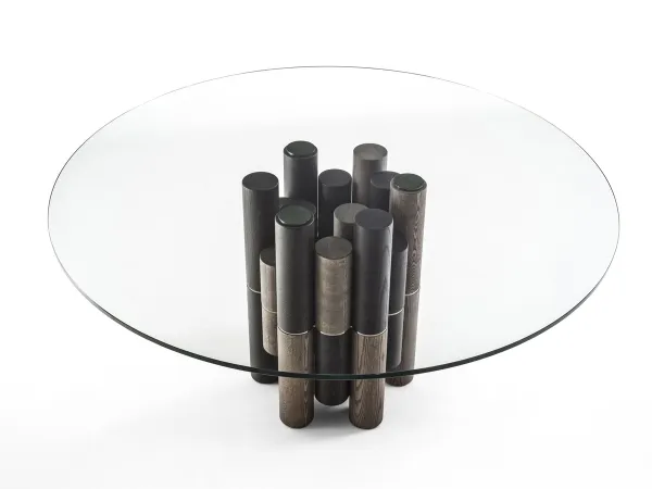 La table Pilar de Porada vue du dessus