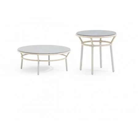 Emma Cross Small Table: die Lösung für Ihren Garten