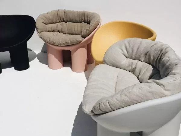 Roly Poly armchair by Driade
