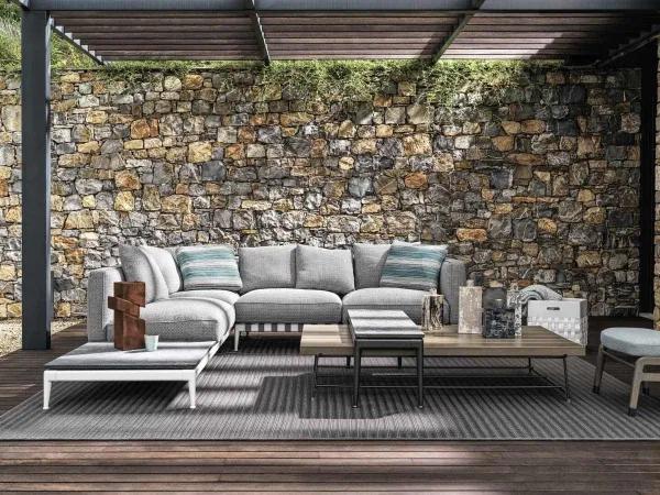 Le canapé Atlante avec une table d'appoint