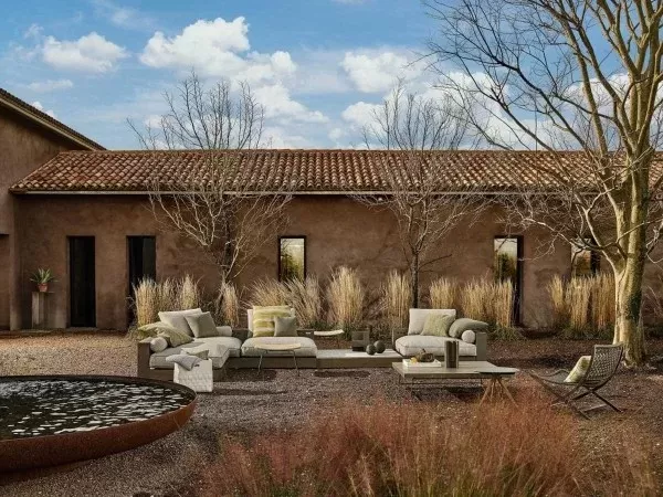 Hamptons sofa by Flexform in a garden