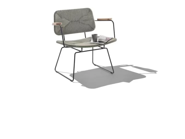 Echoes outdoor armchair by Flexform