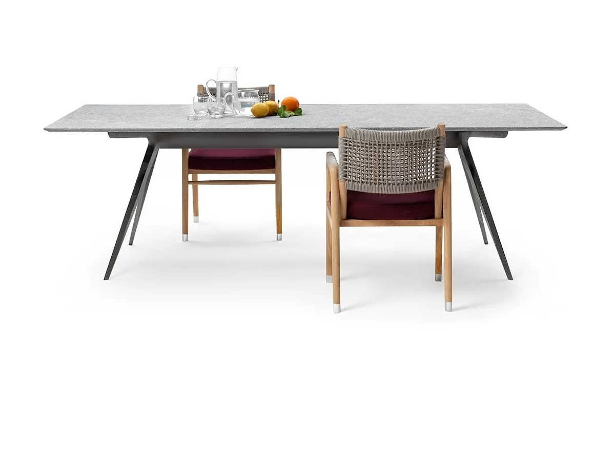 Zefiro tisch für draußen von Flexform