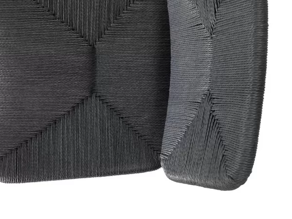 Details of the weave of the Echoes outdoor little armchair by Flexform