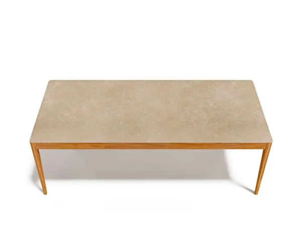 Version de la table Dakota avec plateau en gres Sugar