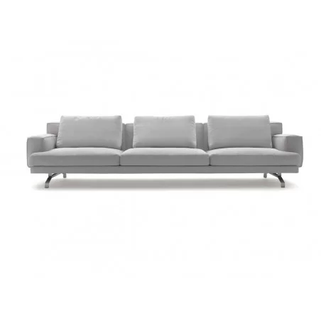 The Mustique sofa by Lema