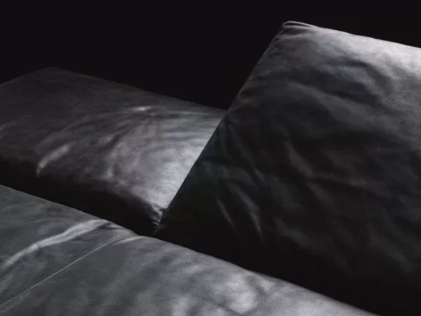 Détails de la tapisserie du lit de jour Ile Club