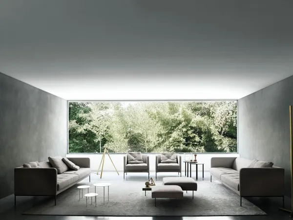 Der Easy Lipp Sessel und das gleichnamige Sofa