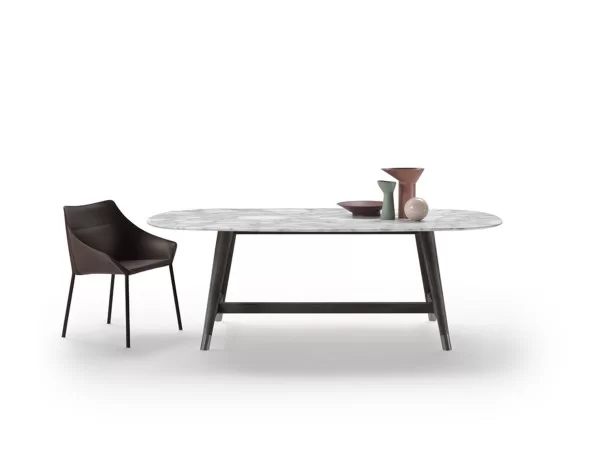 The Desco table by Flexform
