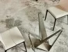 El tablero de cristal de la mesa Skorpio Round de Cattelan
