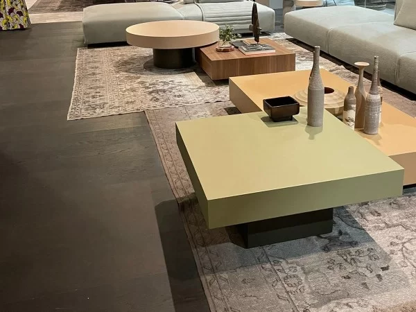 Las mesas de centro Dolmen en el Salone del Mobile 2022
