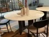 La table In-Between au Salone del Mobile 2022