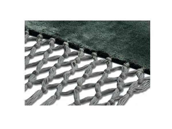 Tapis Baxter Fringes dans une version forêt + sable