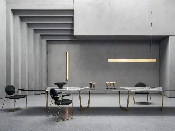 La lámpara Blade en versión applique y colgante