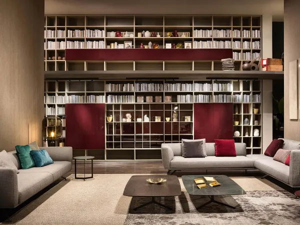 Neil di Lema in un salotto