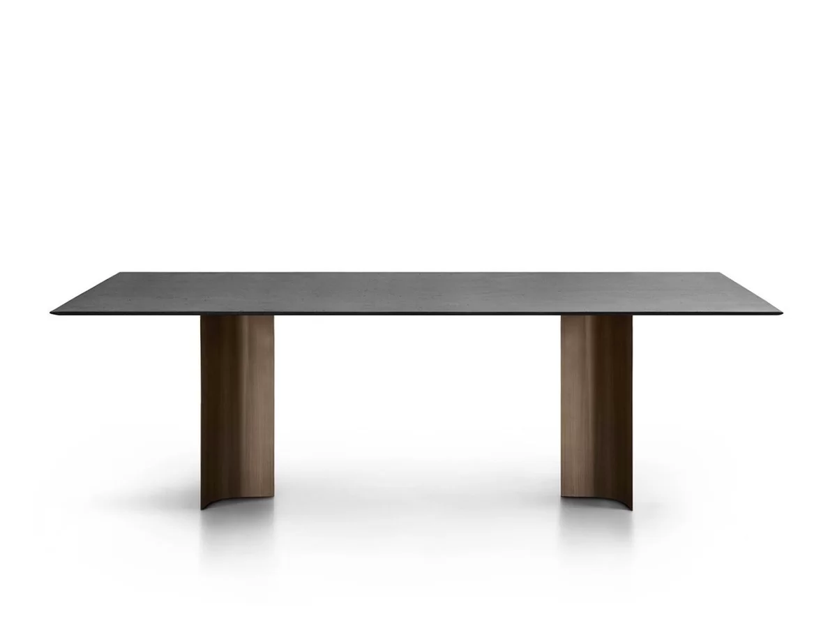 Gullwing table by Lema