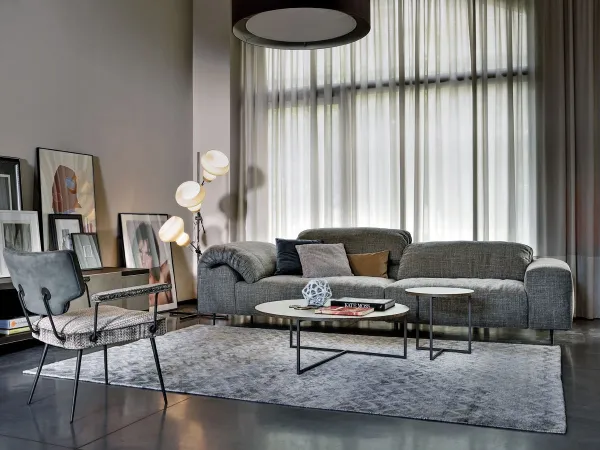 Linear composition for the Crazy Diamond sofa by Arketipo