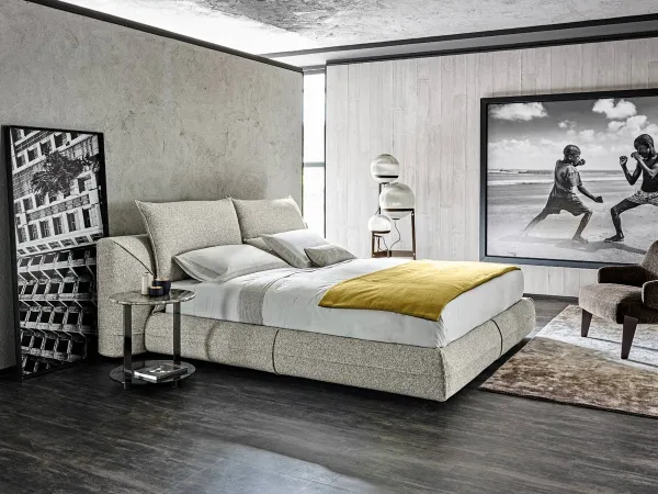 Side view of the Starman Dream bed by Arketipo