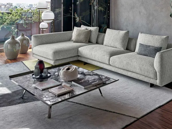 Les envahisseurs de la lune dans un salon