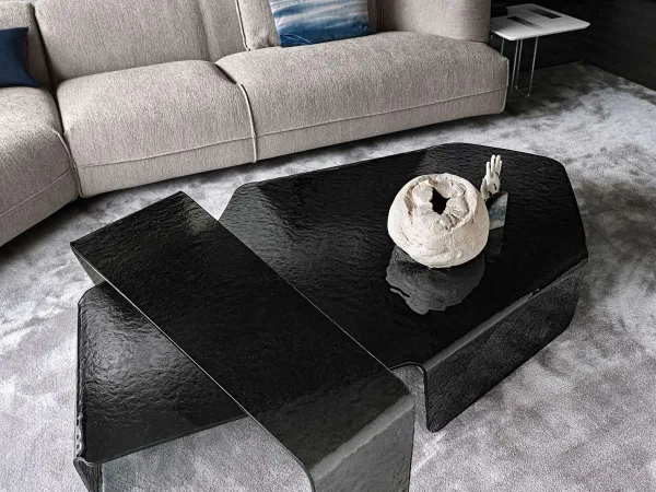 Détails du plateau de la table basse Chimera par Arketipo