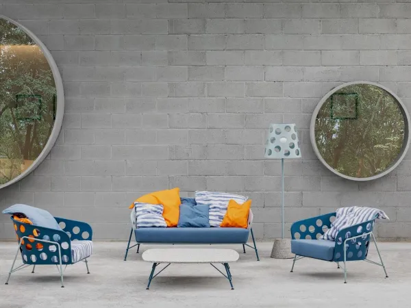 Il divanetto e la poltrona lounge Bolle di Midj
