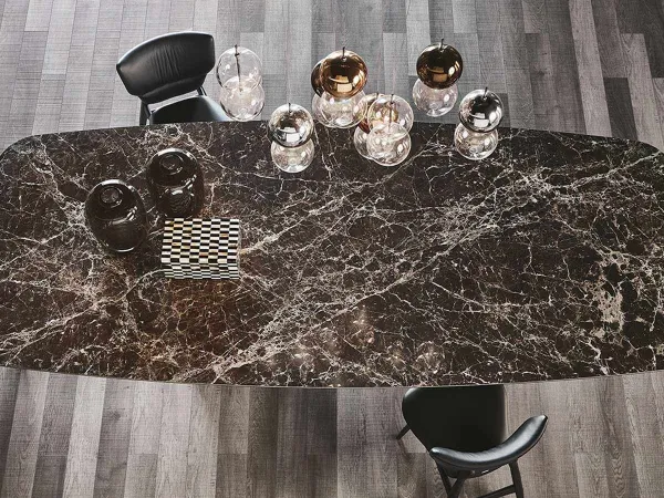 Detalles de la encimera de la mesa Dragon Keramik de Cattelan Italia