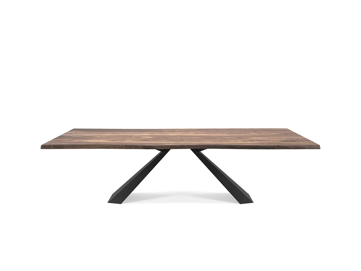 Table Eliot Wood de Cattelan