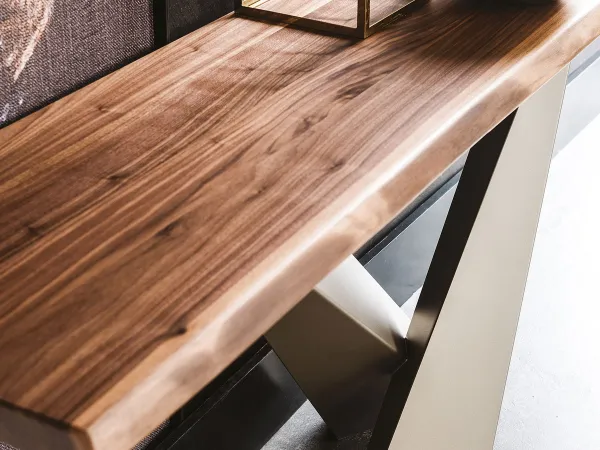 Detalles de la consola Stratos de Cattelan Italia