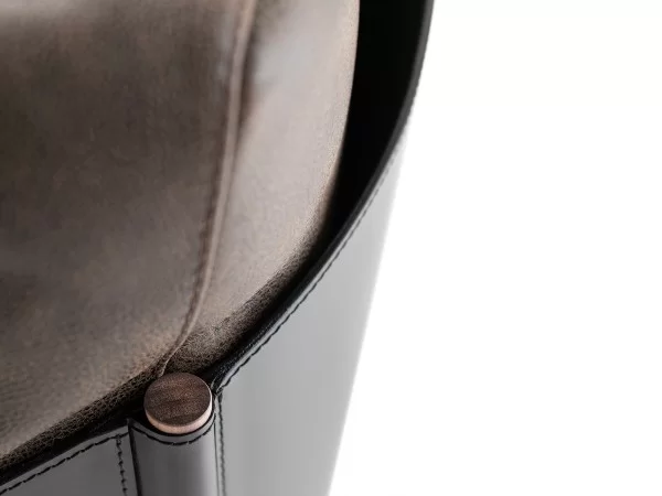 Details of the SC1 armchair leather backrest