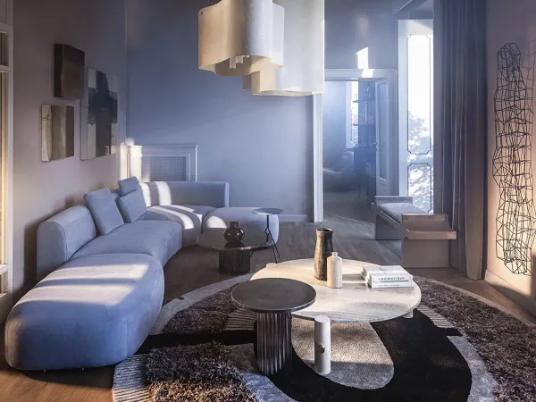 Il tavolino Allure di Baxter in una zona living