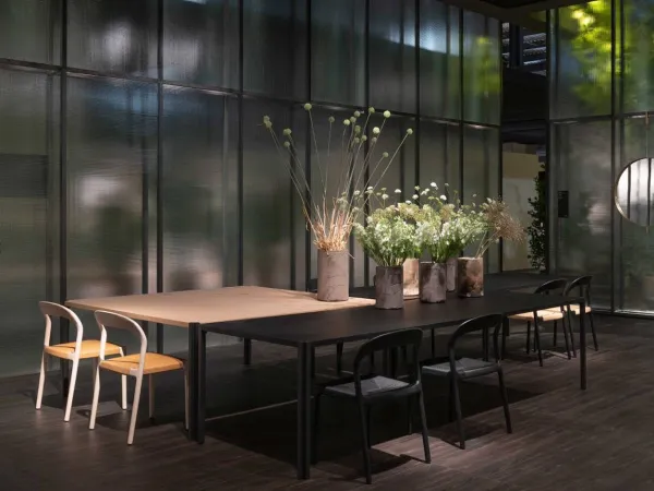 Mesa Graft de Living Divani: novedad en el Salone del Mobile 2022