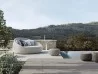 Il divano Twiga di Atmopshera a bordo piscina