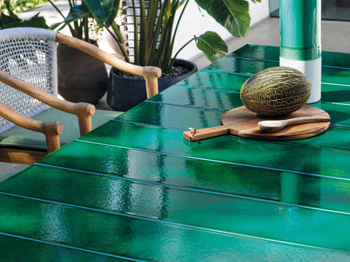 Atmosphera Pantagruel table - enveloping colors and refined elegance