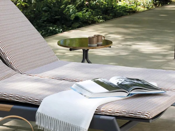 La table basse Trio de Atmosphera en finition Verde Smeraldo