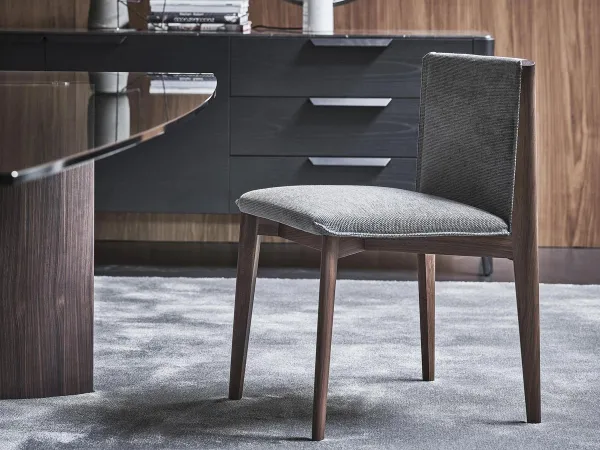 Structure details of the Ionis chair by Porada