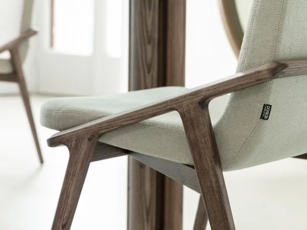 Details of the armrest of the Lolita chair by Porada