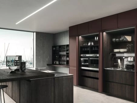 La cucina Ak_Project di Arrital con colonne con ante rientranti