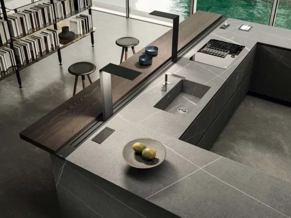 The cantilever breakfast bar of the AK_Project kitchen
