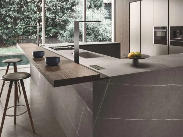 El plan cantilever snack de una cocina Arrital