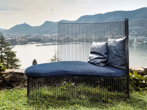 Ginestra en un espacio exterior