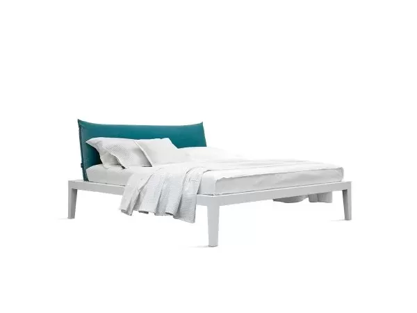 Buy the Moheli bed by Horm on Mobilificio Marchese