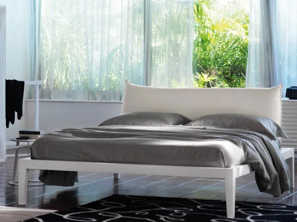 La cama Moheli de Horm