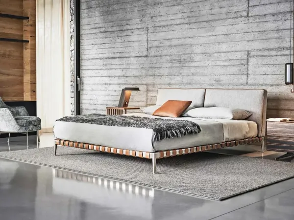 La cama Gregory en un dormitorio