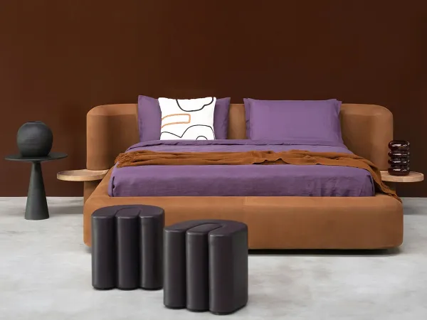 Il letto Clara di Baxter in una camera da letto