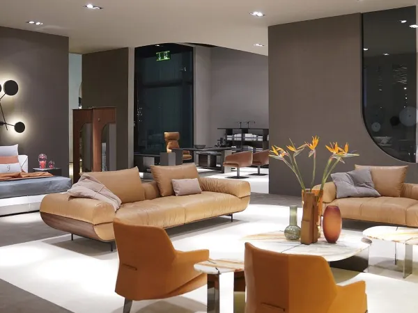 Canapé Fastlove de Arketipo au Salone del Mobile 2023