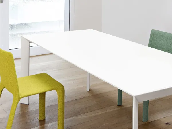 Table Nori de Kristalia