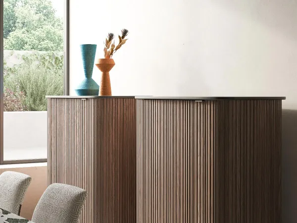 Die hohe Anrichte Pillier von Liu Jo Living