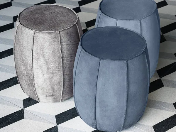 Varianti di colore del pouf in pelle Bongo di Baxter